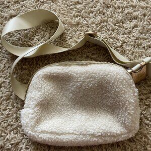 Cross Body fleece bag new